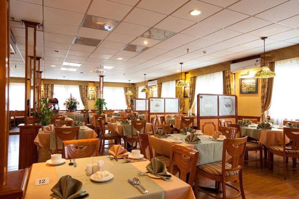 Chagala Atyrau Hotel Restaurante foto